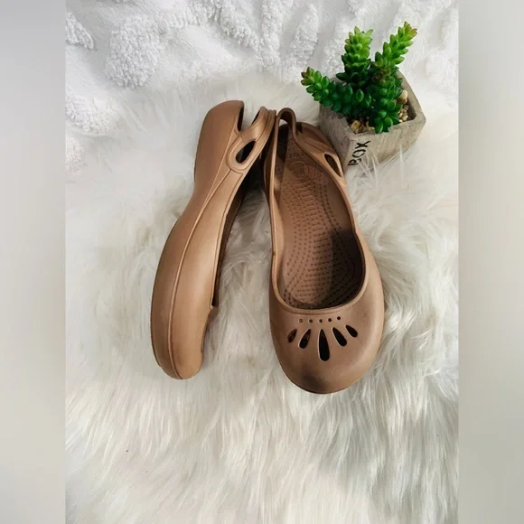 Crocs Women’s - Picture 3 of 4